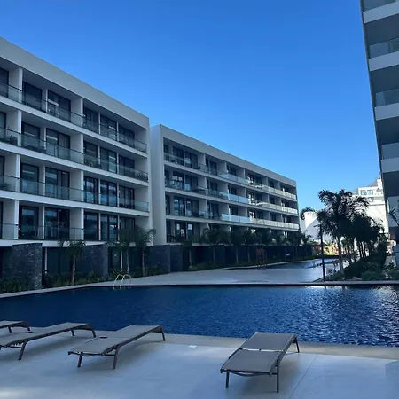 Grand Sapphire Casino 18 Apartman Famaguszta