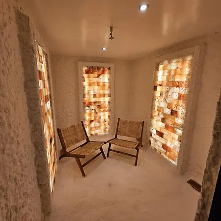 Grand Sapphire Casino 56 Фамагуста