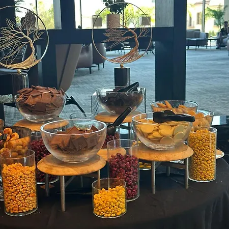 Grand Sapphire Casino 56 Апартаменты