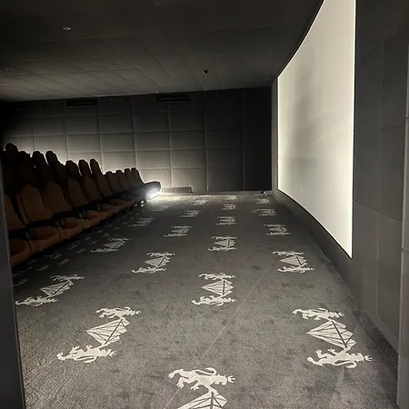 Grand Sapphire Casino 56 *