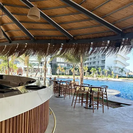Grand Sapphire Casino 18 Apartman Famaguszta