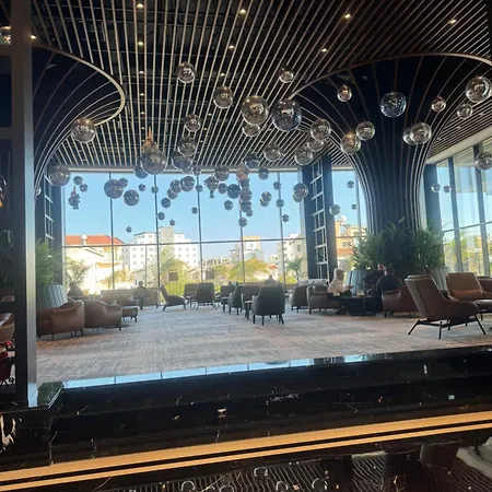 Grand Sapphire Casino 18 Apartman Famaguszta