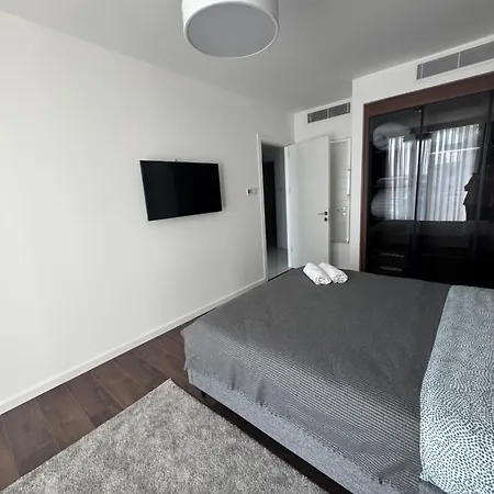 Grand Sapphire Casino е 2 Block Apartament Famagusta (Northern Cyprus)