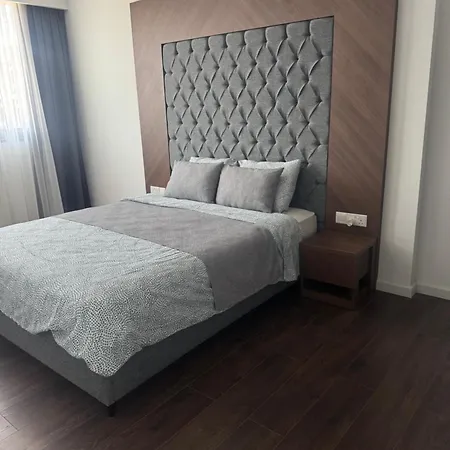Grand Sapphire Casino е Block Famagusta (Northern Cyprus)